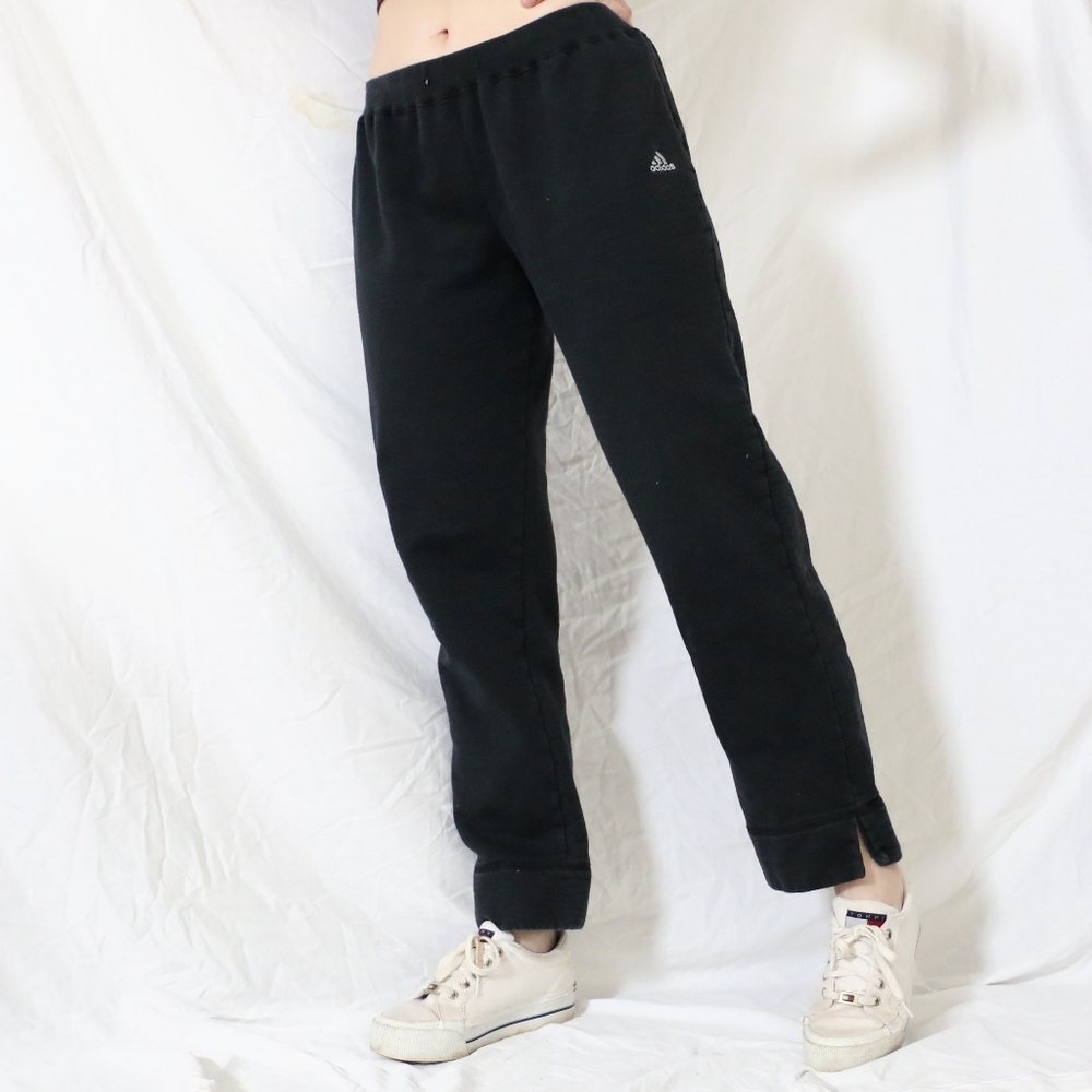 Adidas Vintage Sweats - Picture 2 of 8